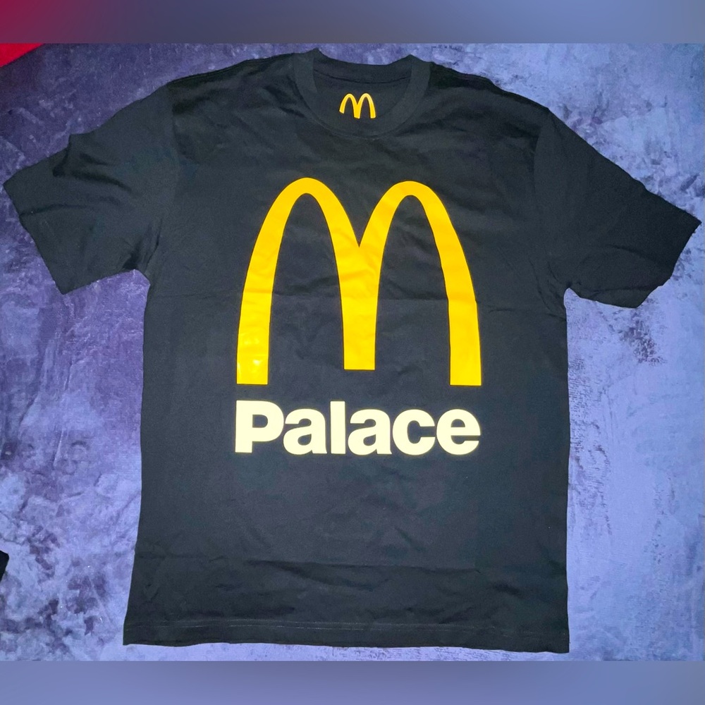 PALACE x McDonald's Logo Tee